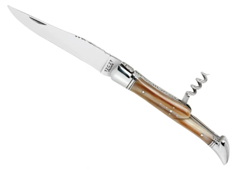 Couteau Laguiole avec un manche en Corne blonde et tire bouchon