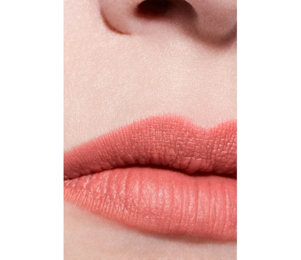 CHANEL ROUGE ALLURE VELVET Le rouge velours lumineux
