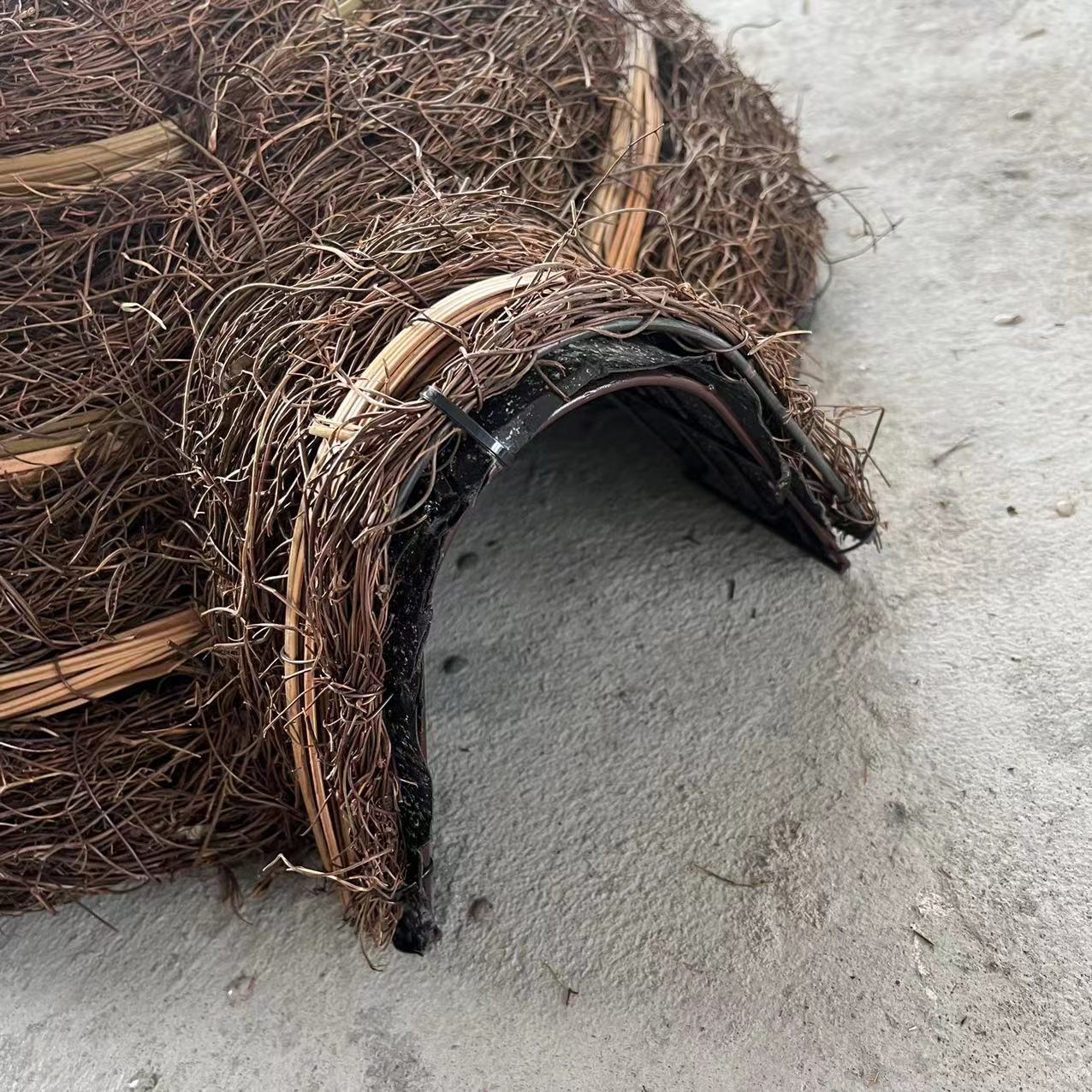 (Ø55cm) Wetterfestes Rattan Igel Haus Winterquartier Garten Outdoor Deko Igelkuppel - Braun