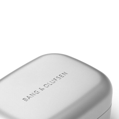B&O Beoplay Eleven – exclusieve in-ear met waterdicht design Natural Aluminium