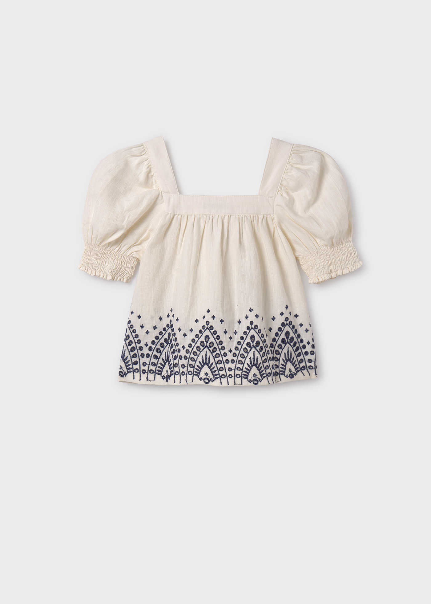 Blusa bordada para meninas