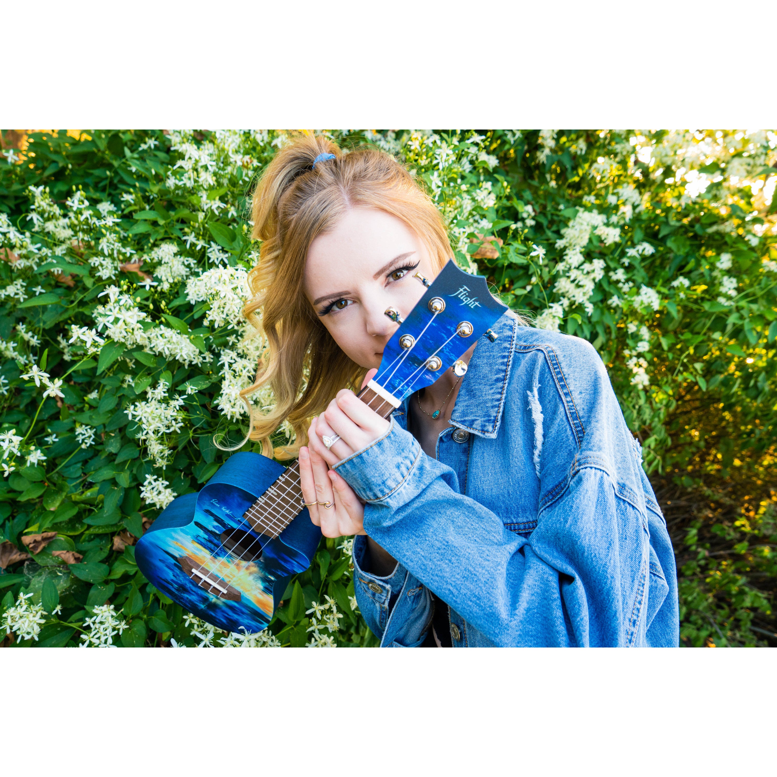 Flight Elise Ecklund City Signature concert ukelele met padded gigbag, boekje en stickers