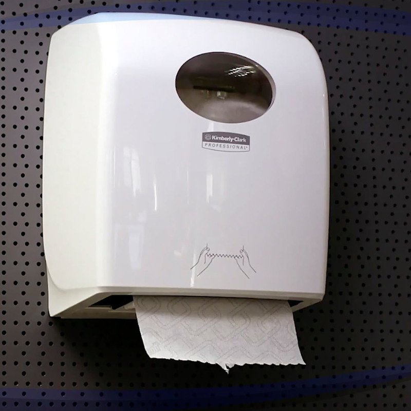 Distributeur manuel d'essuie-mains rouleaux Kimberly Clark