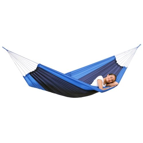 Silk traveller ocean