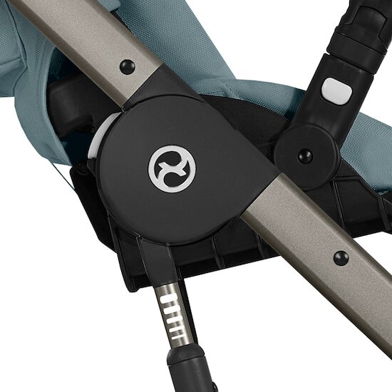 Poussette Balios S Lux 2   Châssis noir - Moon Black        de               CYBEX