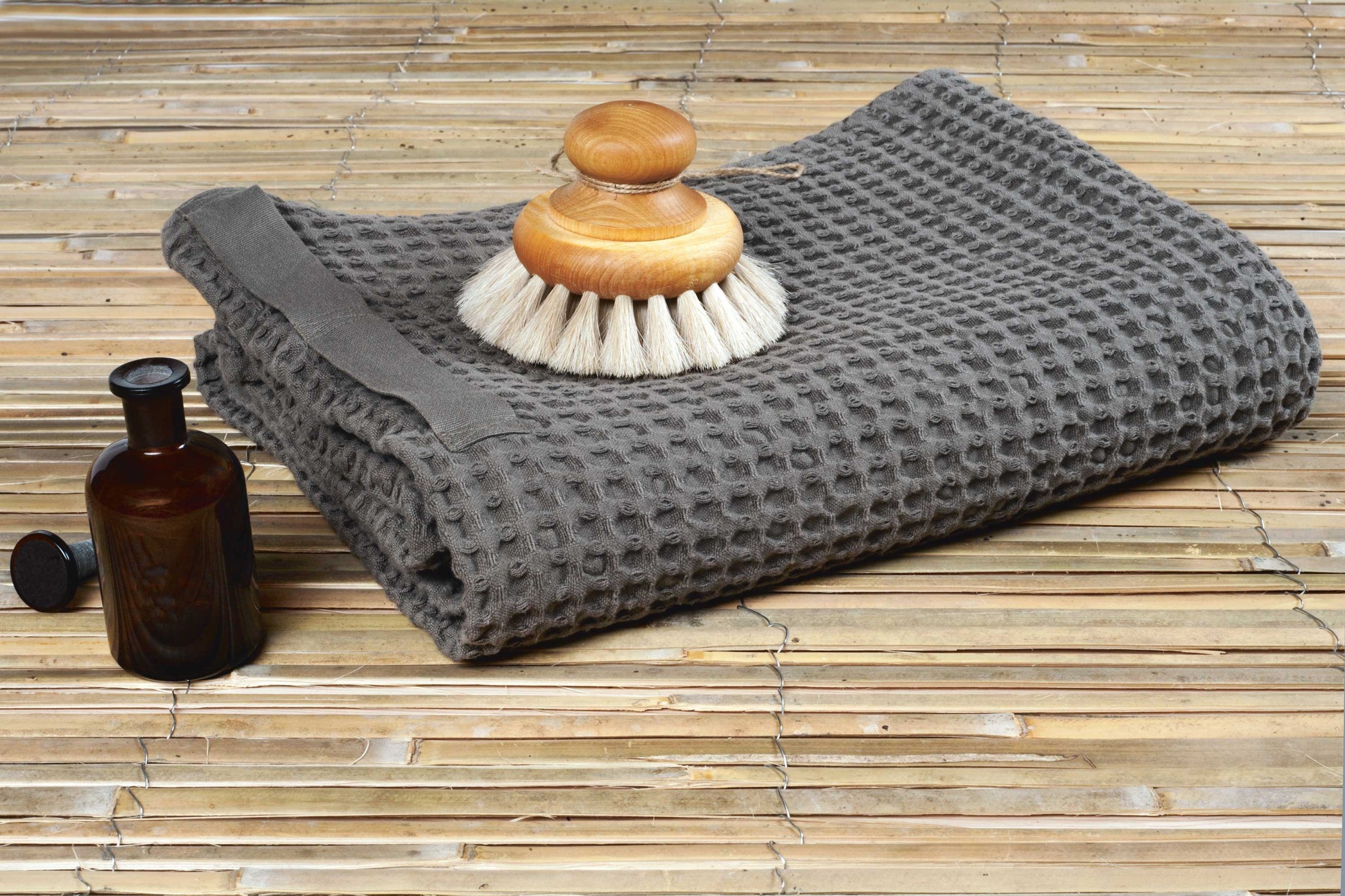 The Organic Company Handtuch Big Waffle Medium Towel Dark Grey
