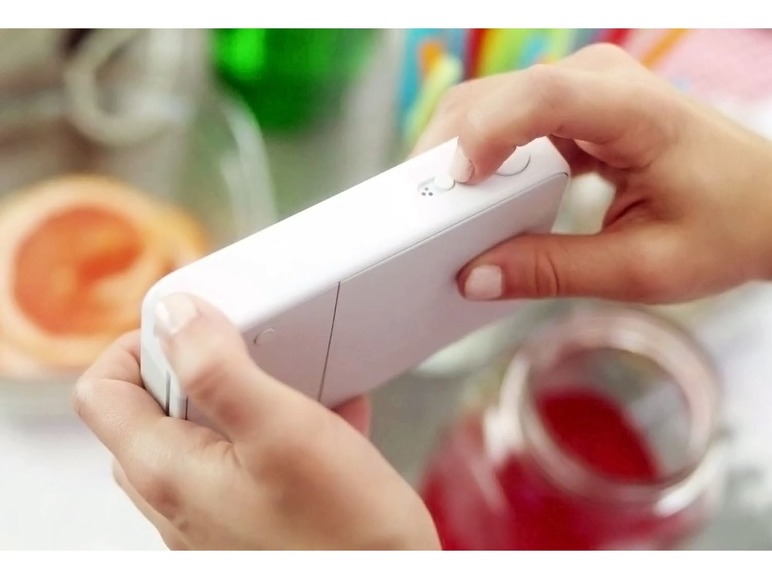 Printomatic instant camera