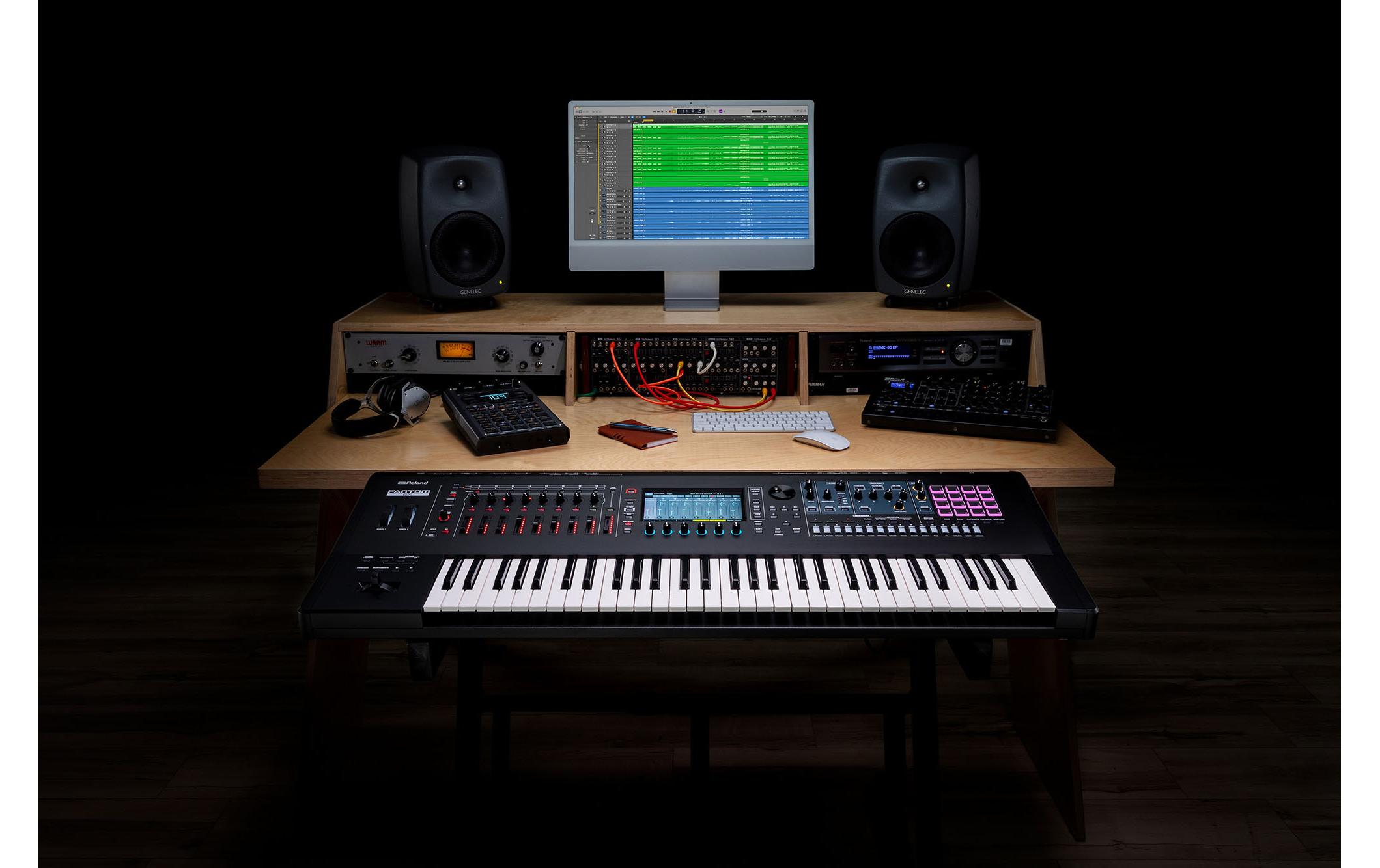 Workstation FANTOM 6 EX<br>Synthesizer-Topmodell mit neuester Soundtechnologie, intuitiver kreativer Bedienung und 61er-Synthesizertastatur