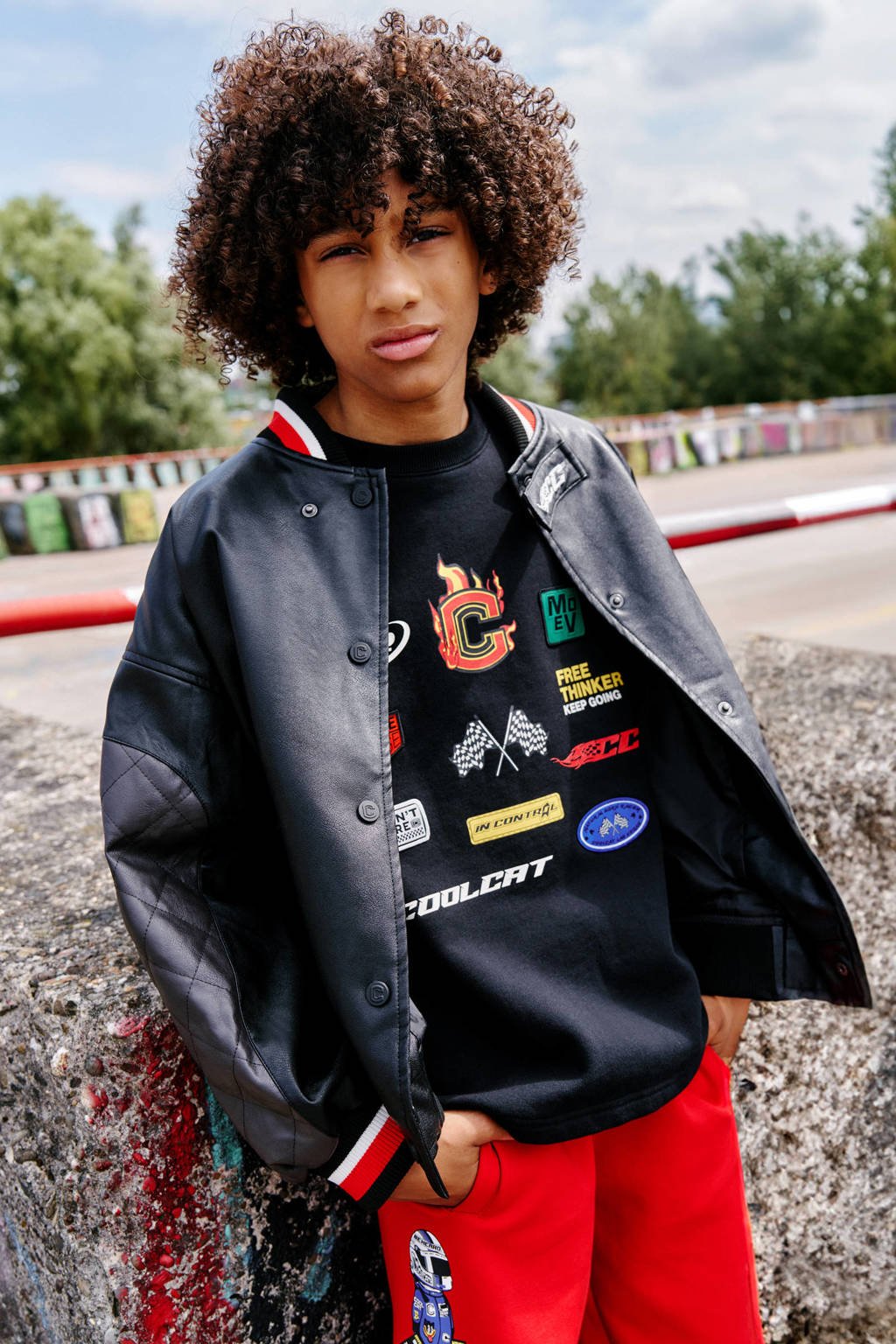 Coolcat Sweater Tyler met Racer Logo's en Patches