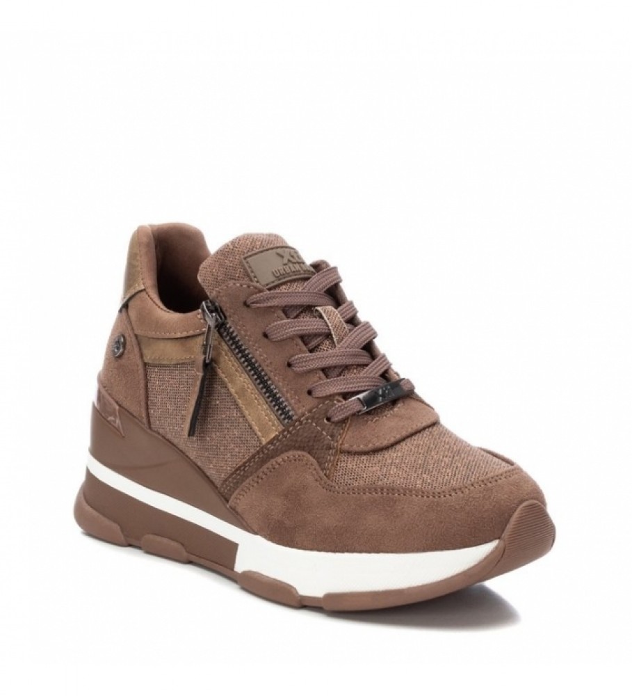 Tênis Xti Taupe com Salto Anabela