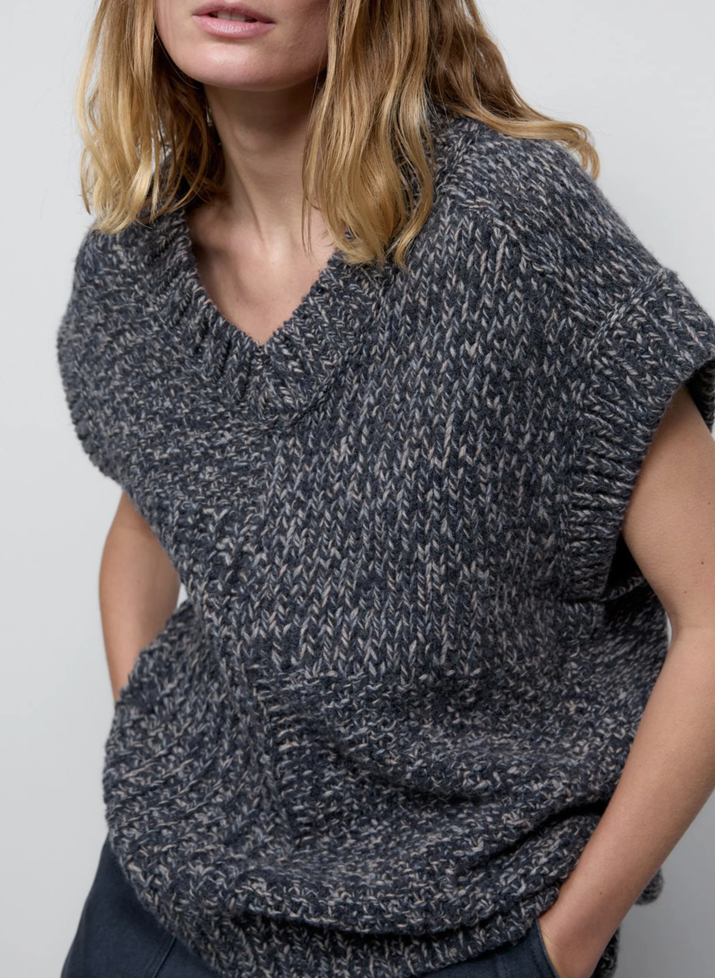 MOULINE TABARD - Pull sans manches en laine| Gris