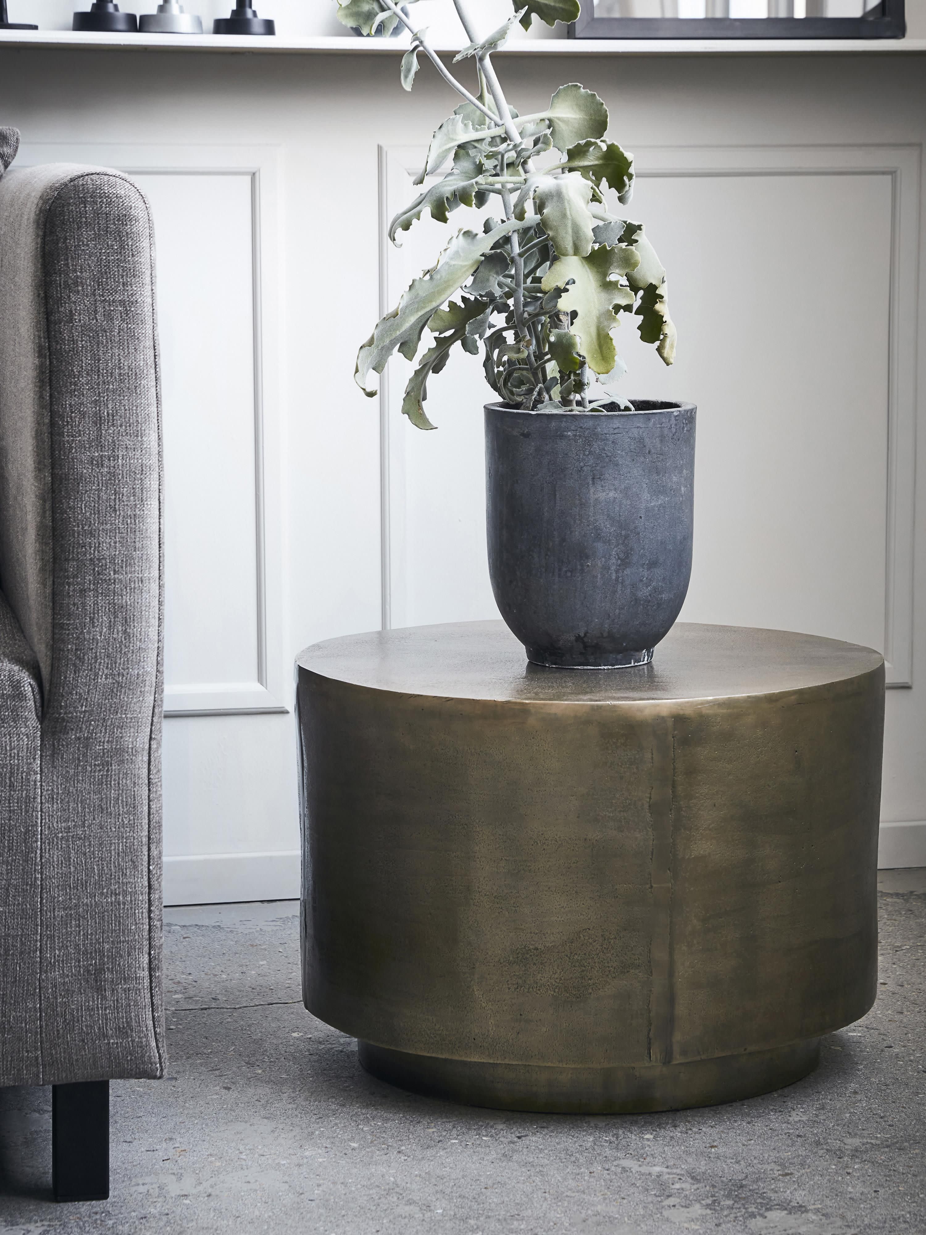 Ronde salontafel Rota met antieke afwerking