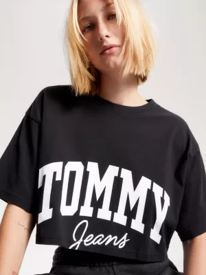 Camiseta Varsity Cropped com Logo
