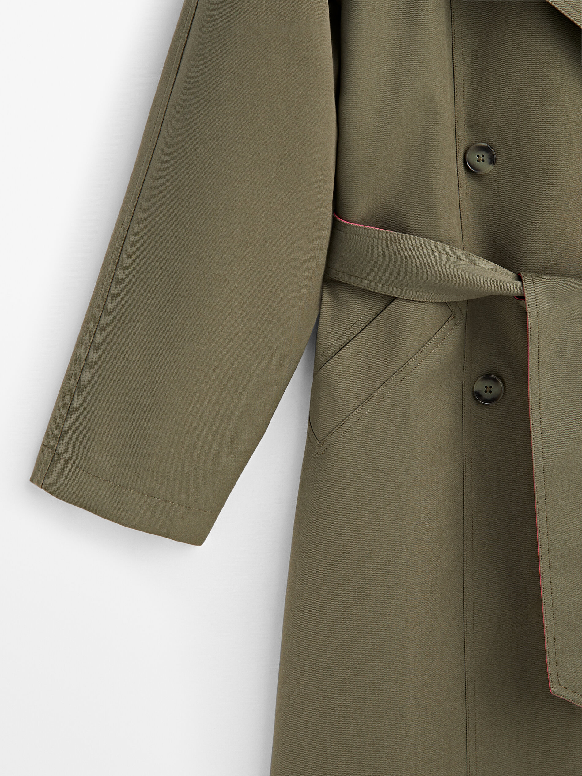 Trench coat em cores contrastantes - CAQUI