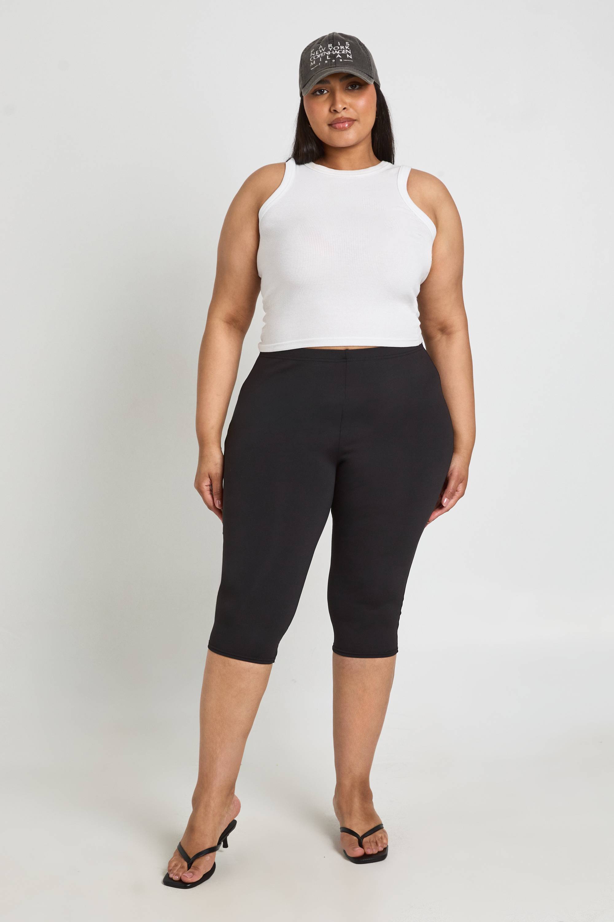 boohoo Legging Capri Sculptant Grande Taille
