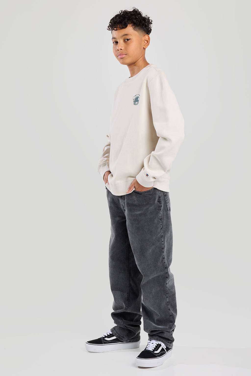 America Today sweater wit