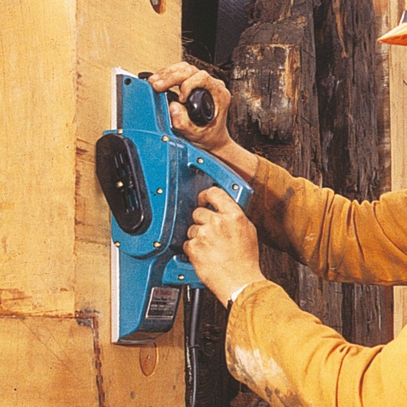 Makita 1911B 230V Schaaf 110 mm in doos