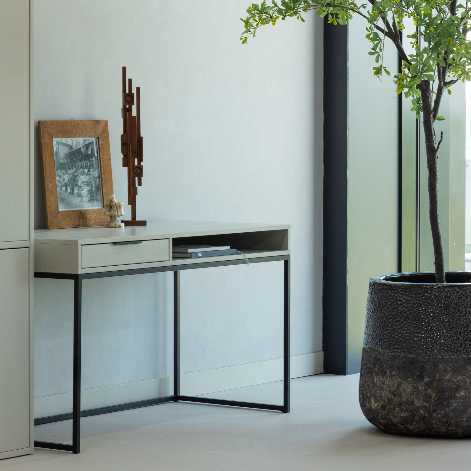 WOOOD Nore Bureau - Grenen - Dust - 75x130x58