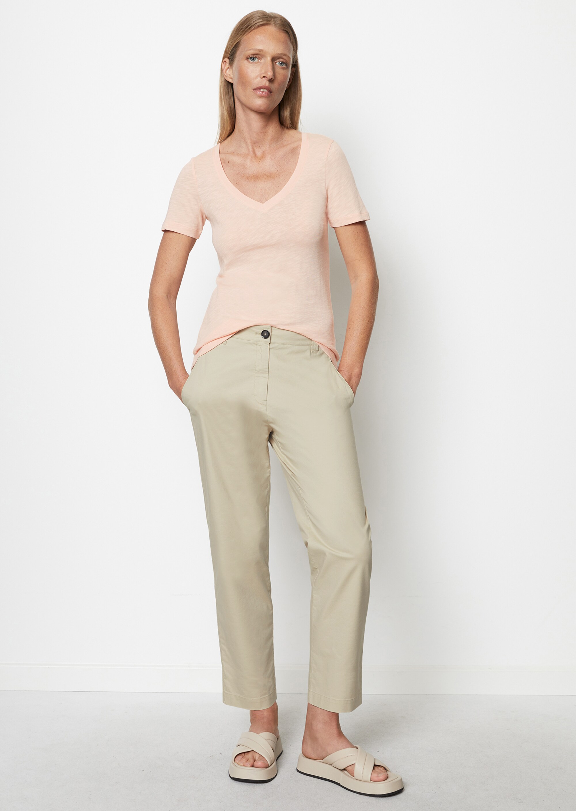V-Neck-T-Shirt regular aus Organic Cotton Slub Jersey