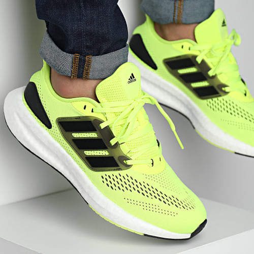 Baskets PureBoost 22 HQ1450 Solar Yellow Core Black Cloud White