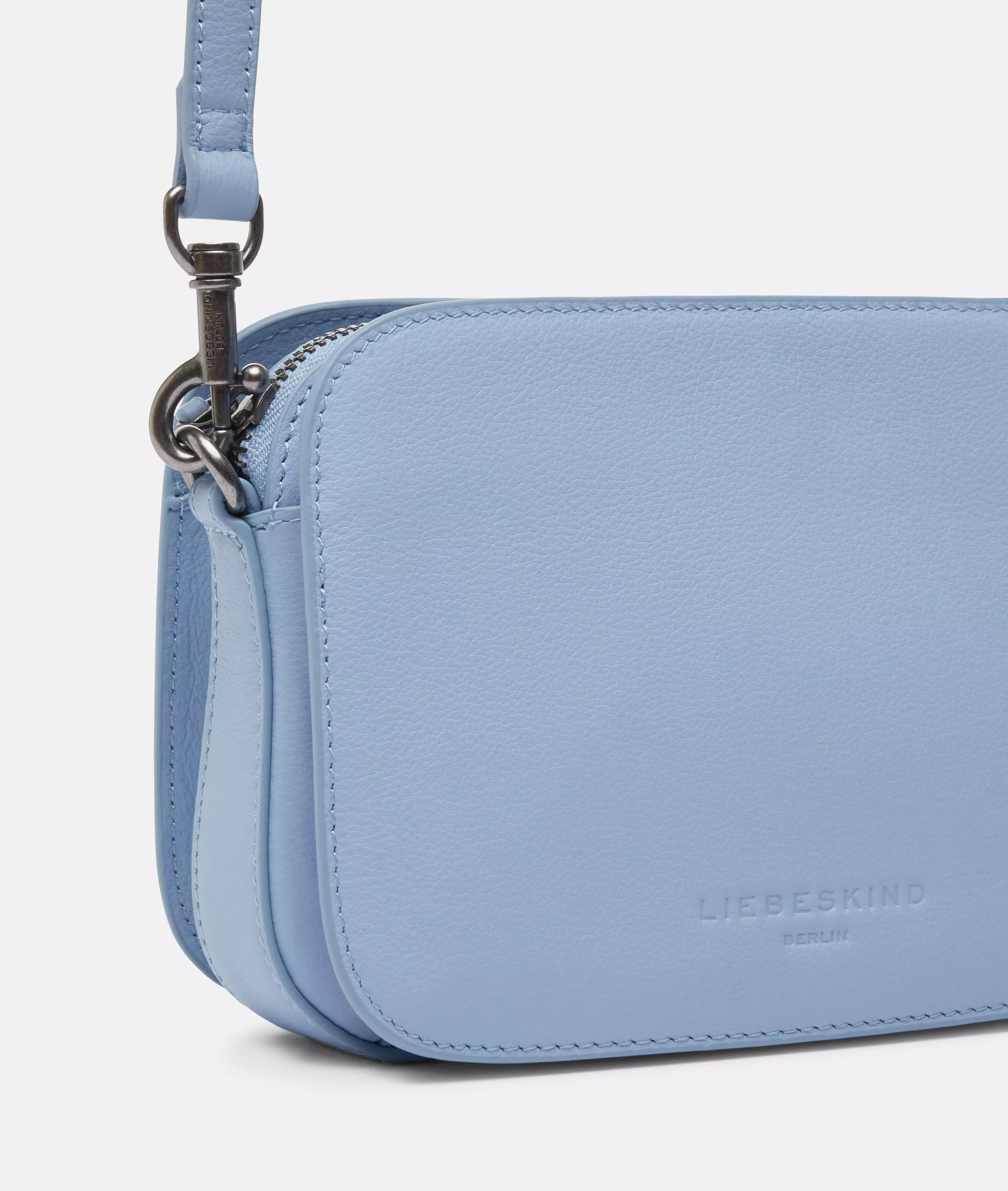 Luka Crossbody S Handy crossbody bag made from cowhide
