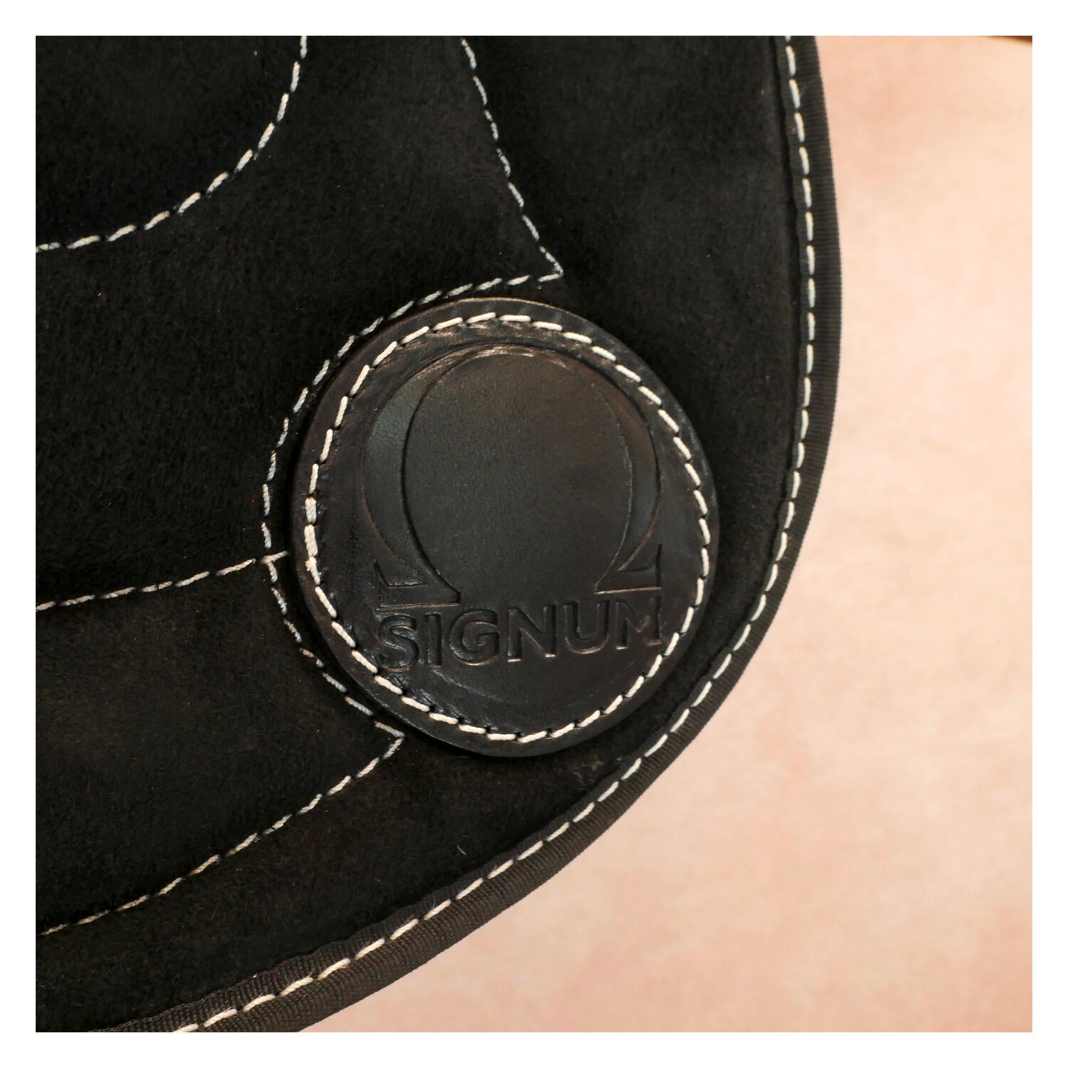 SIGNUM Omega Innovation Reitpad Dressage  - schwarz
