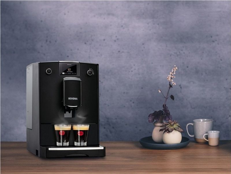 NIVONA Koffiemachine Zwart - NICR 690 Voor Koffieliefhebbers