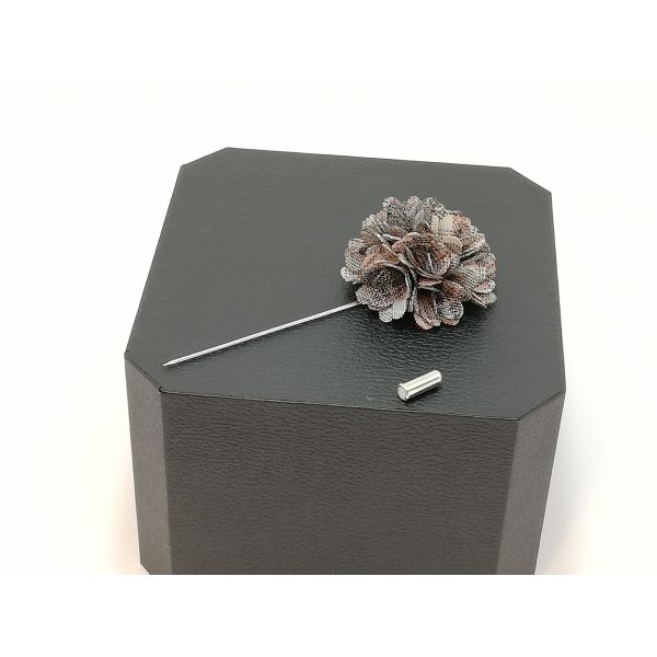 Flor de Lapela Padrão Xadrez