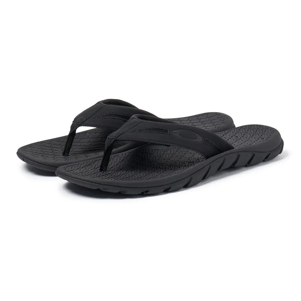 Oakley Operative 2.0 flip-flops