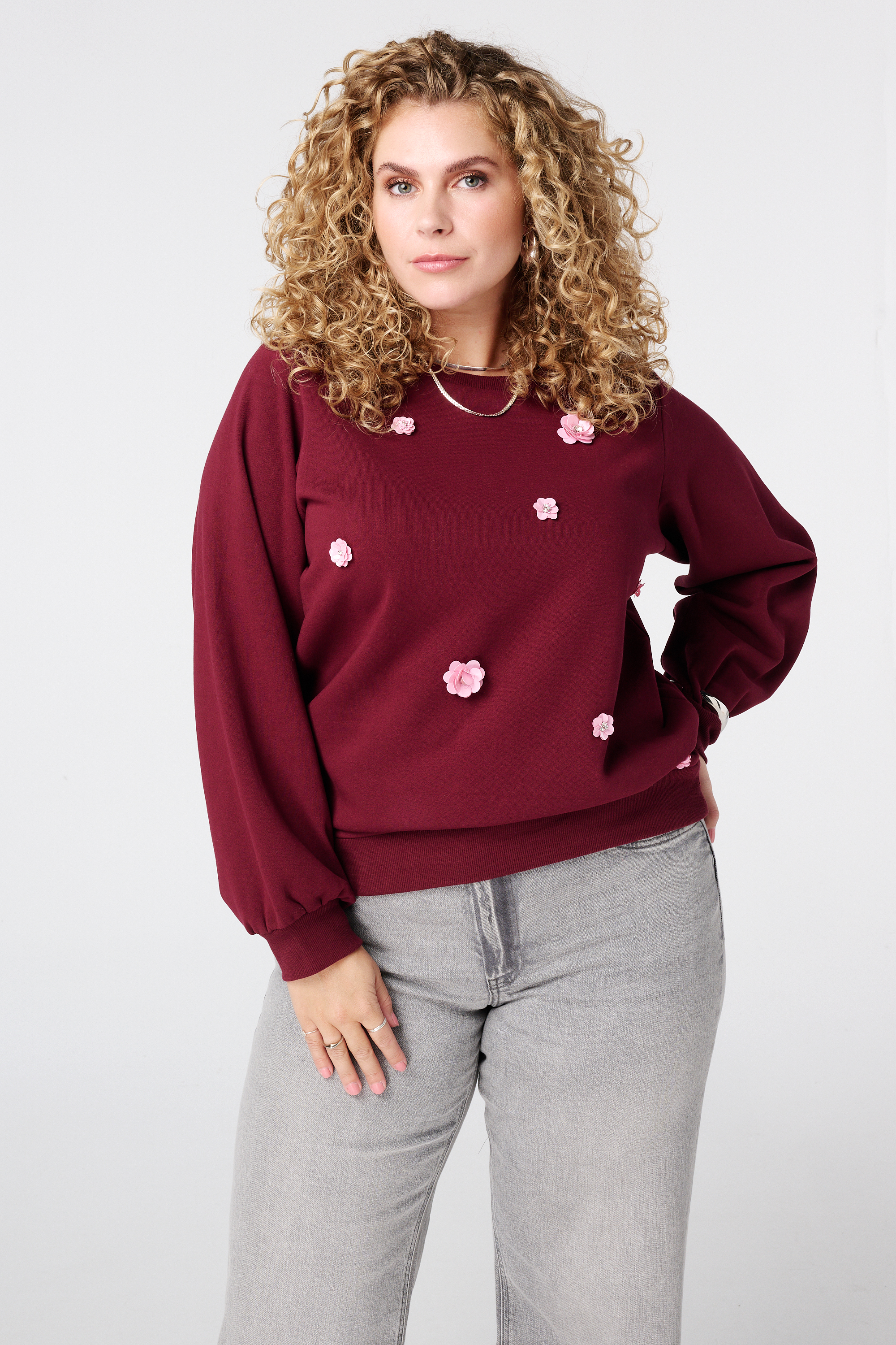 Sweater met 3D bloemen Bordeaux
