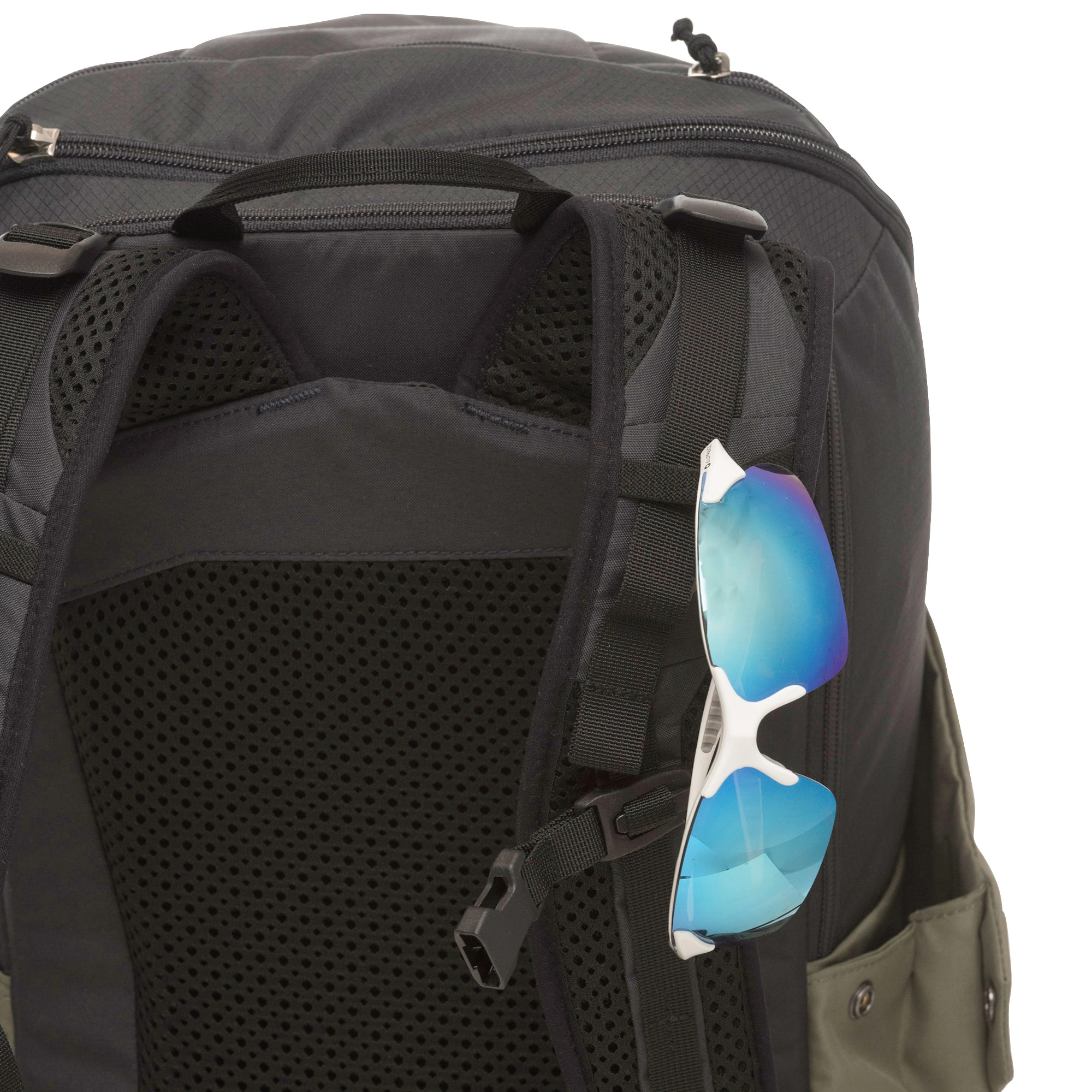 Vaagaa Daypack 26 M/L Black / Dark Shadow Grey