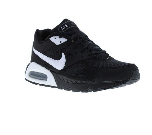 Nike Air Max IVO Trainers