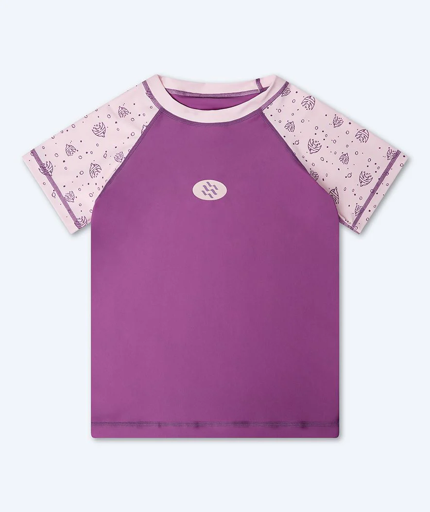 Watery UV-trøje til børn - Brandman Kortærmet Rashguard - Pink/lilla