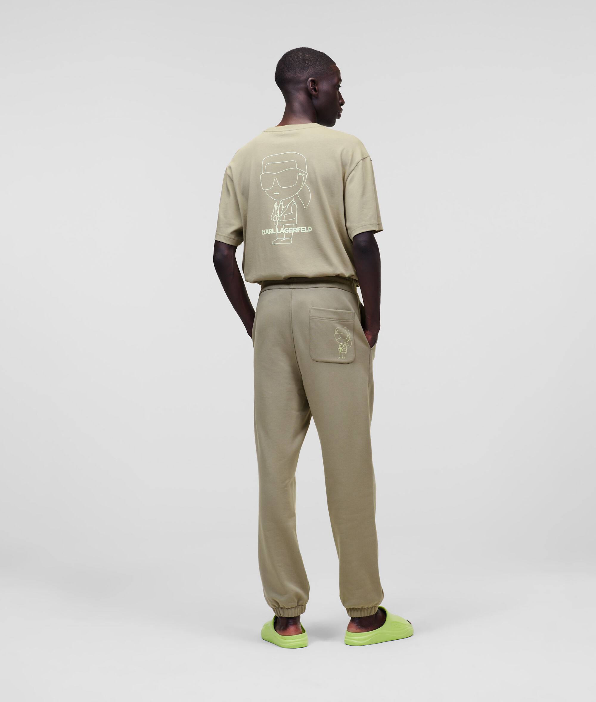 JOGGING À LA COUPE DÉCONTRACTÉE KARL IKONIK