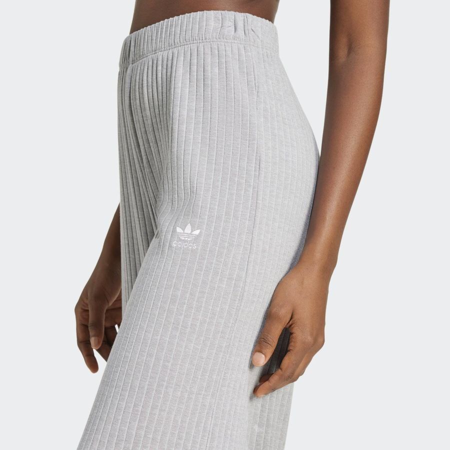 Adidas Original Pantalon large côtelé Essentials