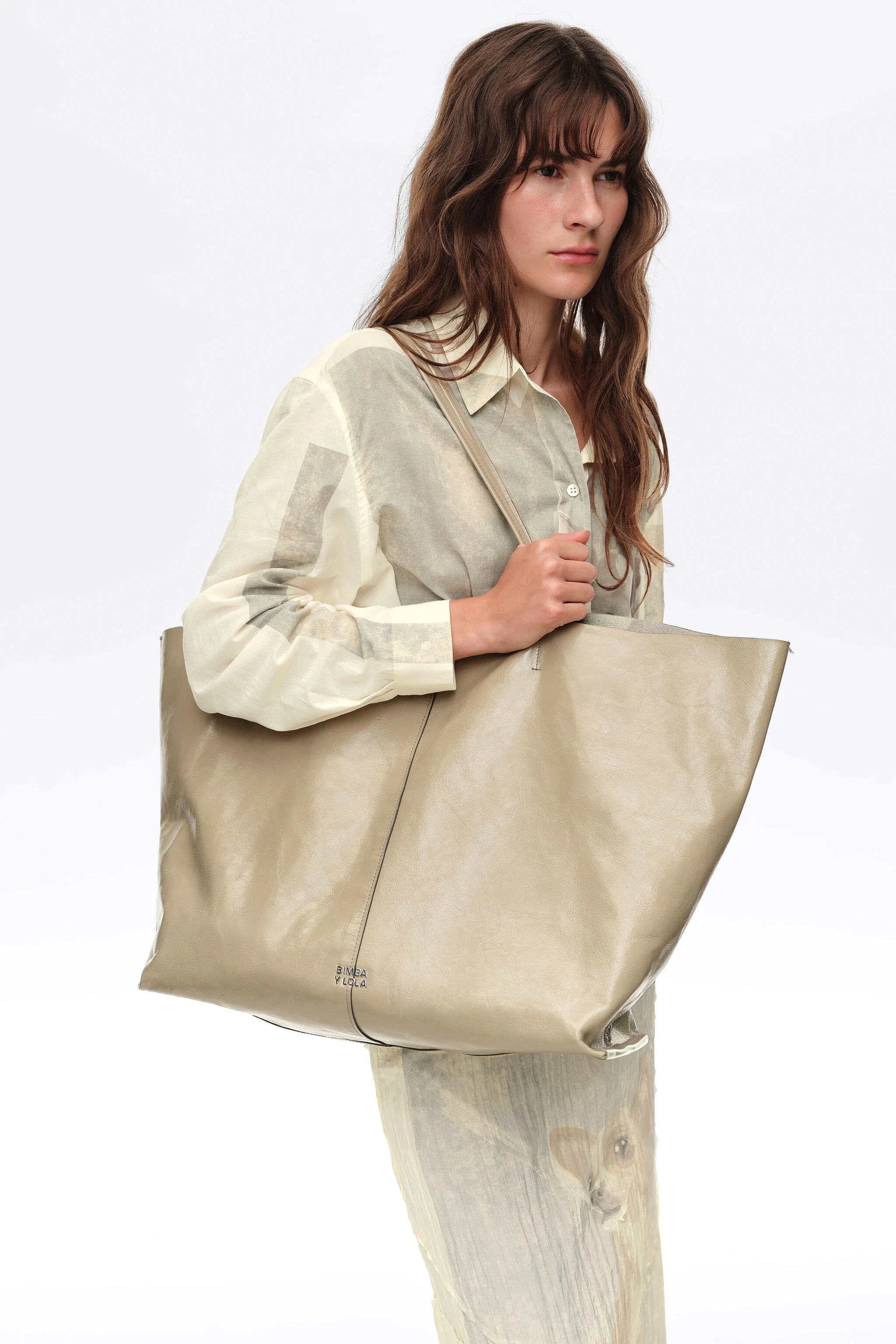 Bolsa maxi shopper em couro verde-sálvia brilhante