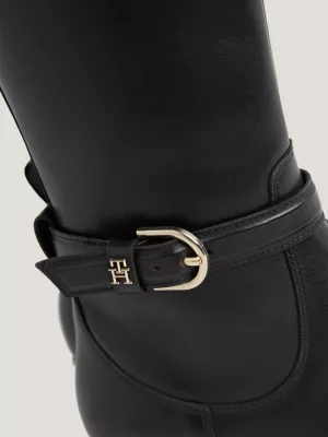 Botas de cano alto essenciais em couro