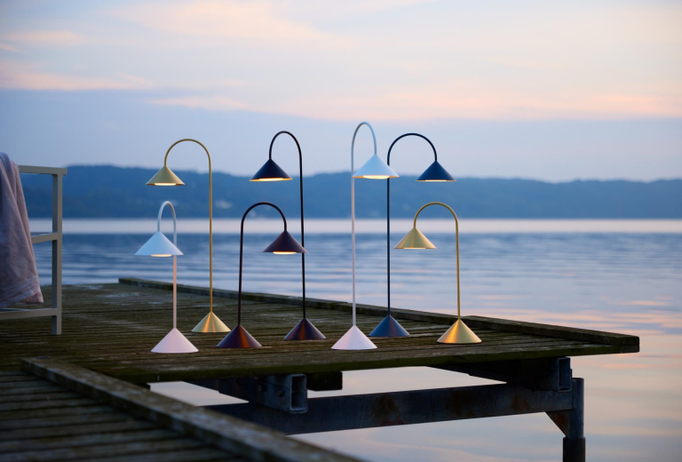 Frandsen Grasp tafellamp H72 LED oplaadbaar Brushed Stainless Steel