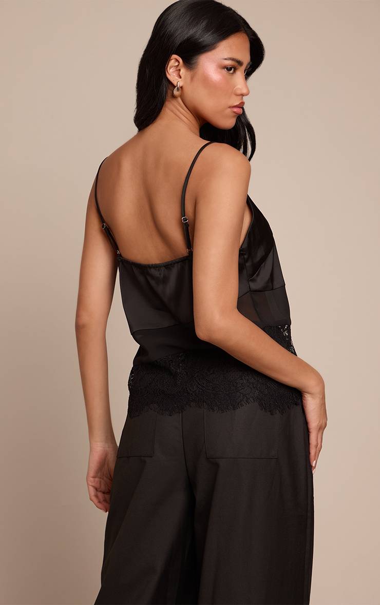 Noir Caraco En Satin À Panneaux Asymétriques Et Dentelle