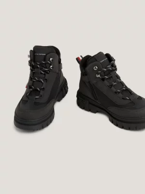 Botas de cano alto com cadarço