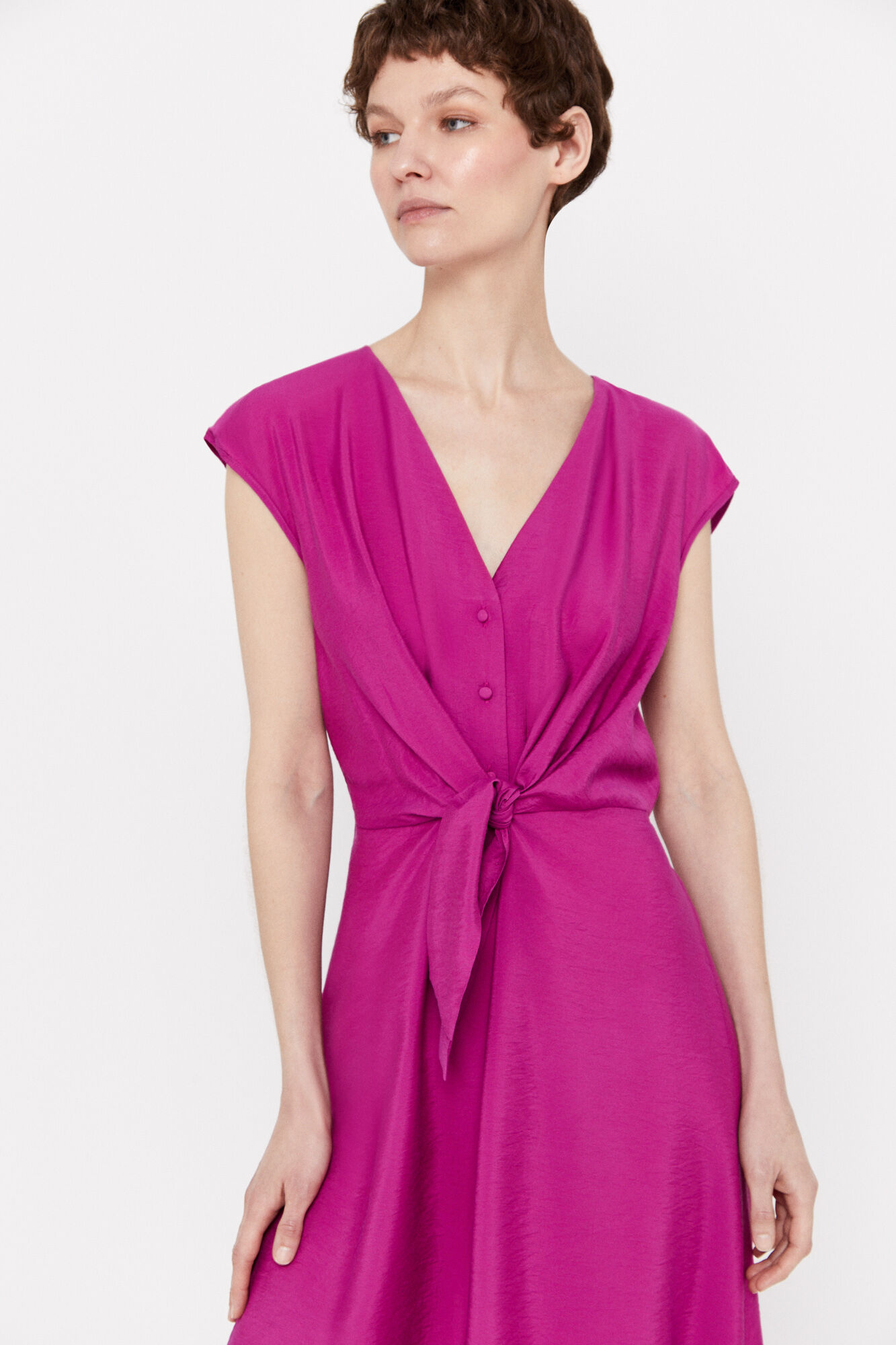 Vestido com faixa na cintura - Fúcsia