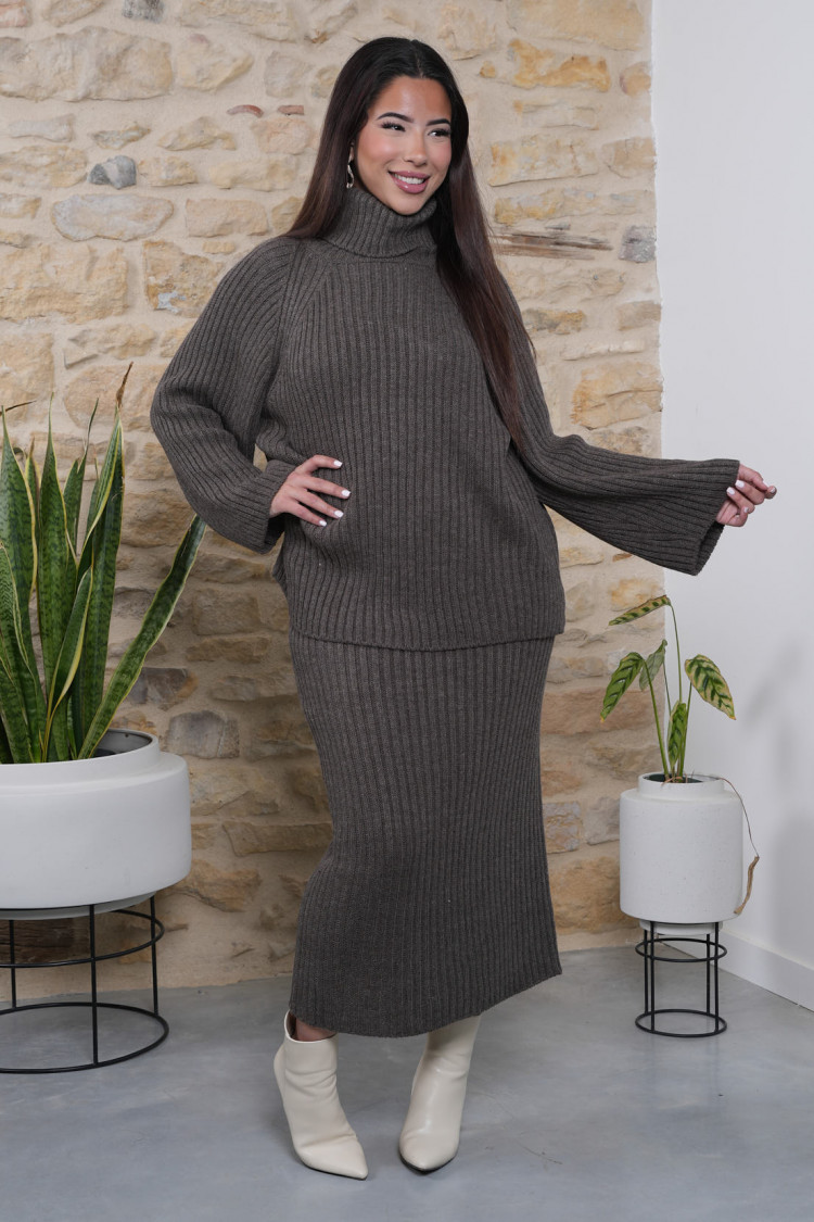 Ensemble 2 pièces pull + jupe en maille marron