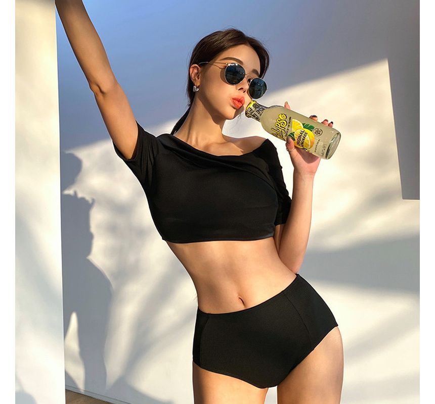Tiaramond - Set: Off-Shoulder Effen Zwemtop + Bikinibroekje