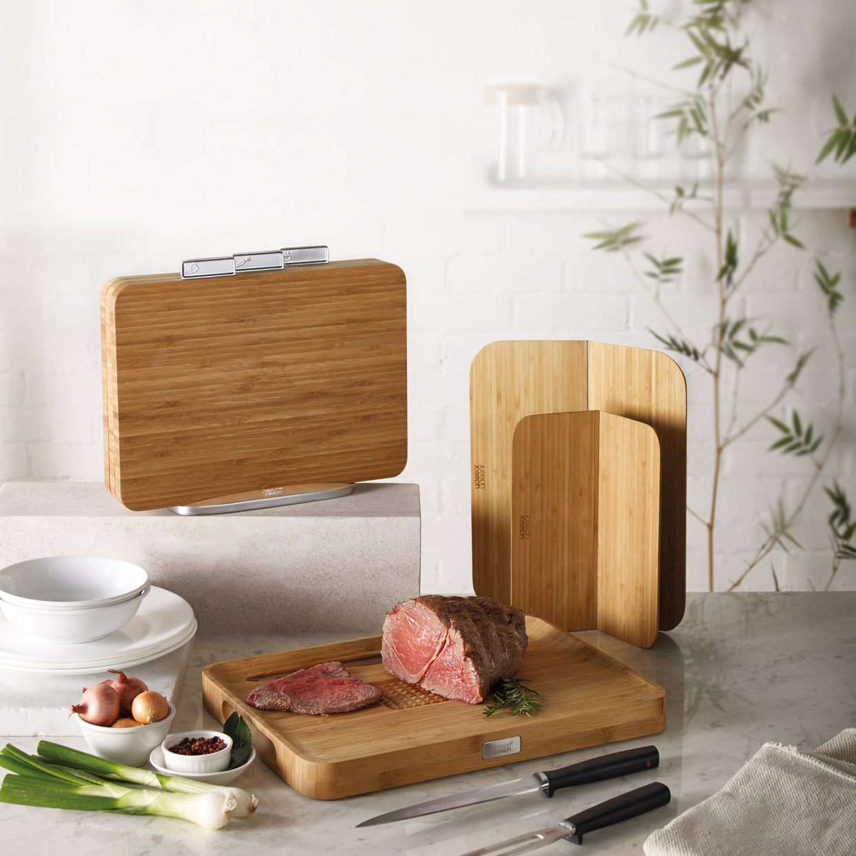 Joseph Joseph Cut & Carve Snijplank - Bamboo