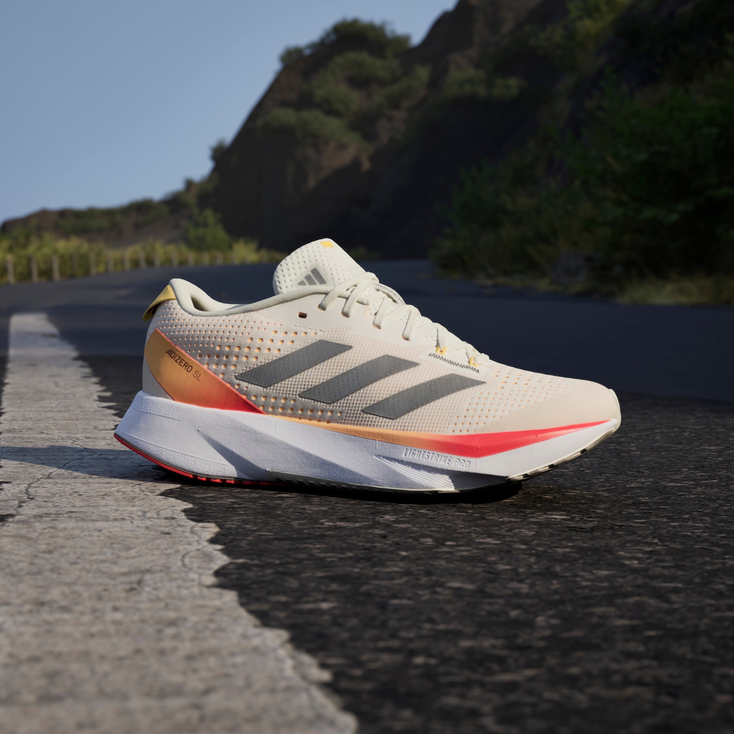 Adidas Adizero SL, Dame<br>Bygd for fart og komfort!