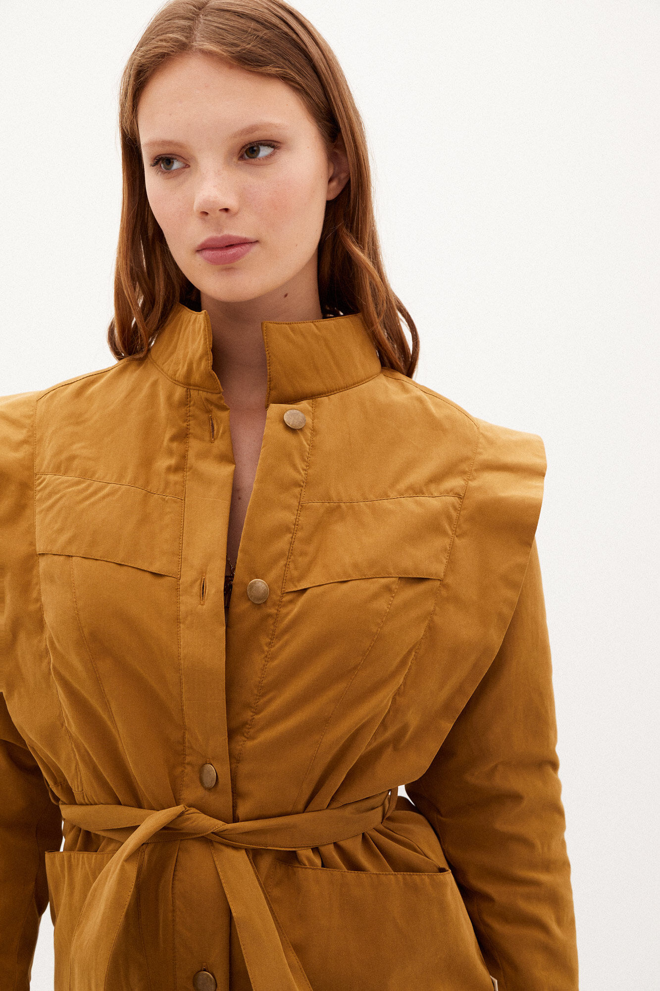 Andrea Chaqueta short impermeável Saharan - Bege