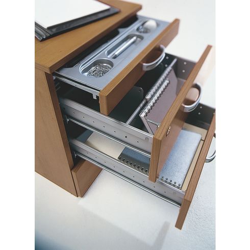 Bureau Direction avec retour sur caisson piètement bois Essenzza
