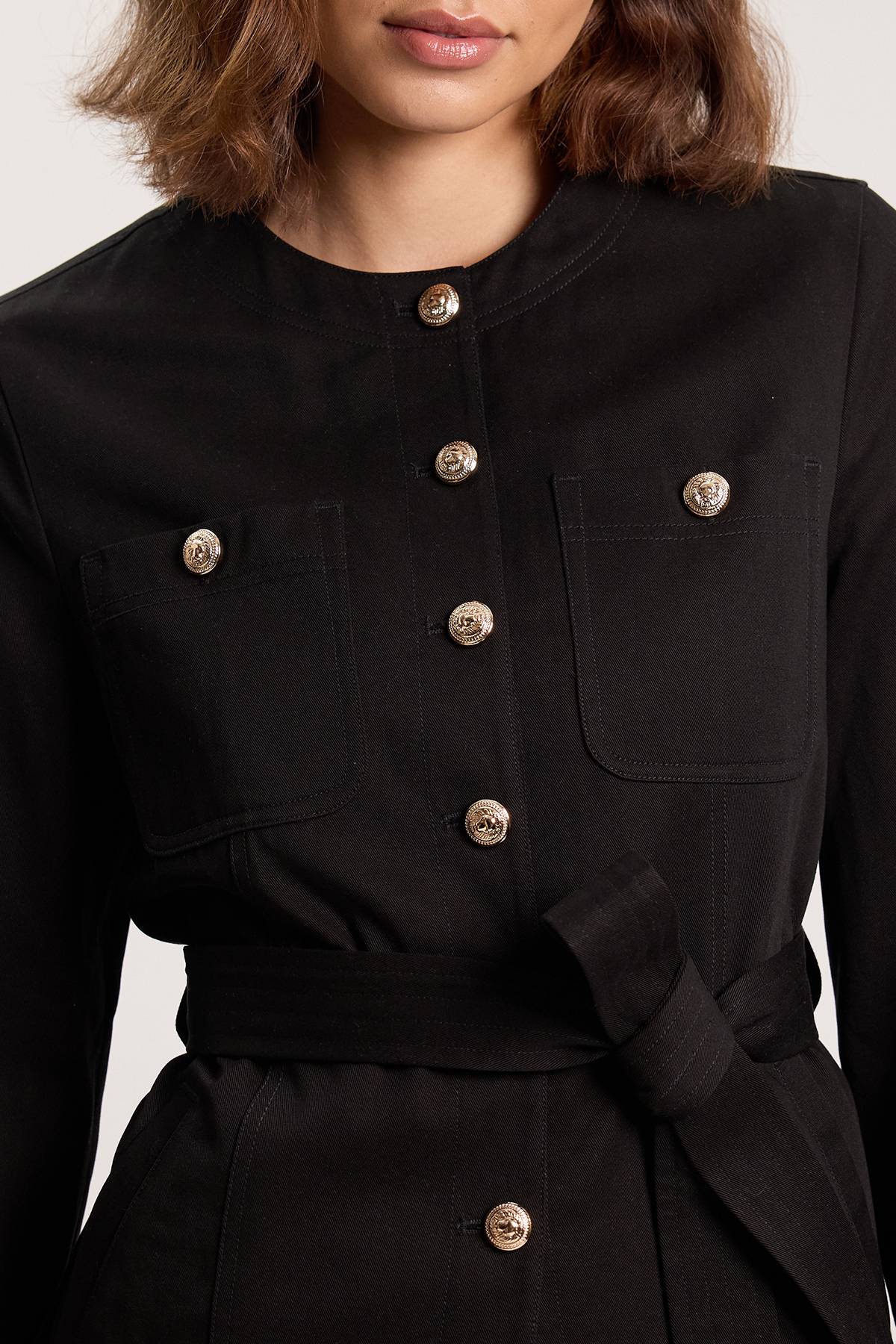 KarenMillen Chemise En Coton À Détails Boutons Utilitaires Et Ceinture À Nouer À La Taille