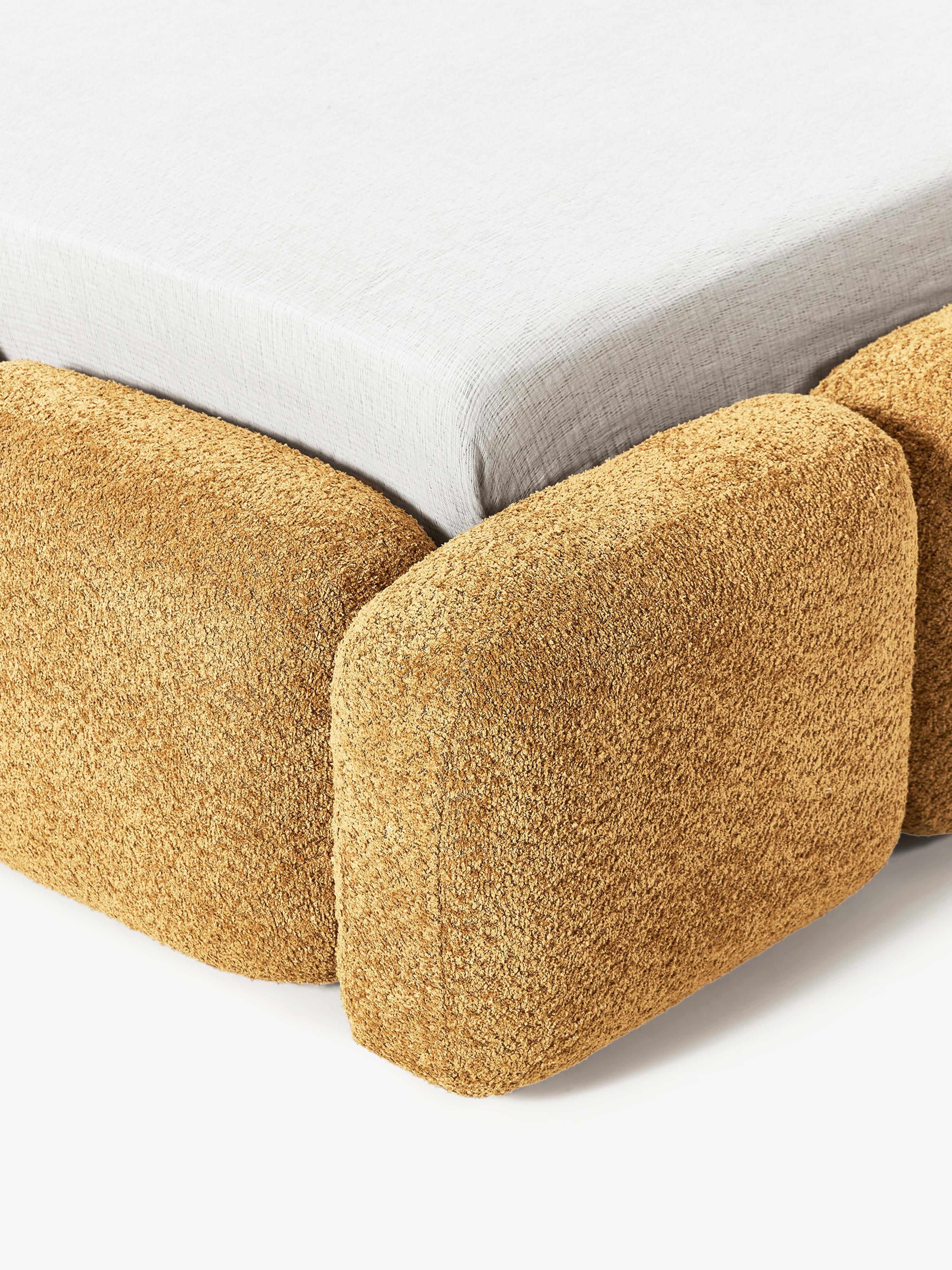 Gestoffeerd bed Tayla van teddy bouclé met opbergruimte