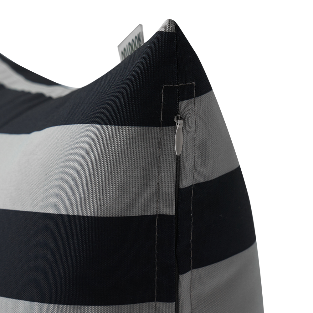 Outdoorkissen SILAS grau/schwarz 50 x 30 cm